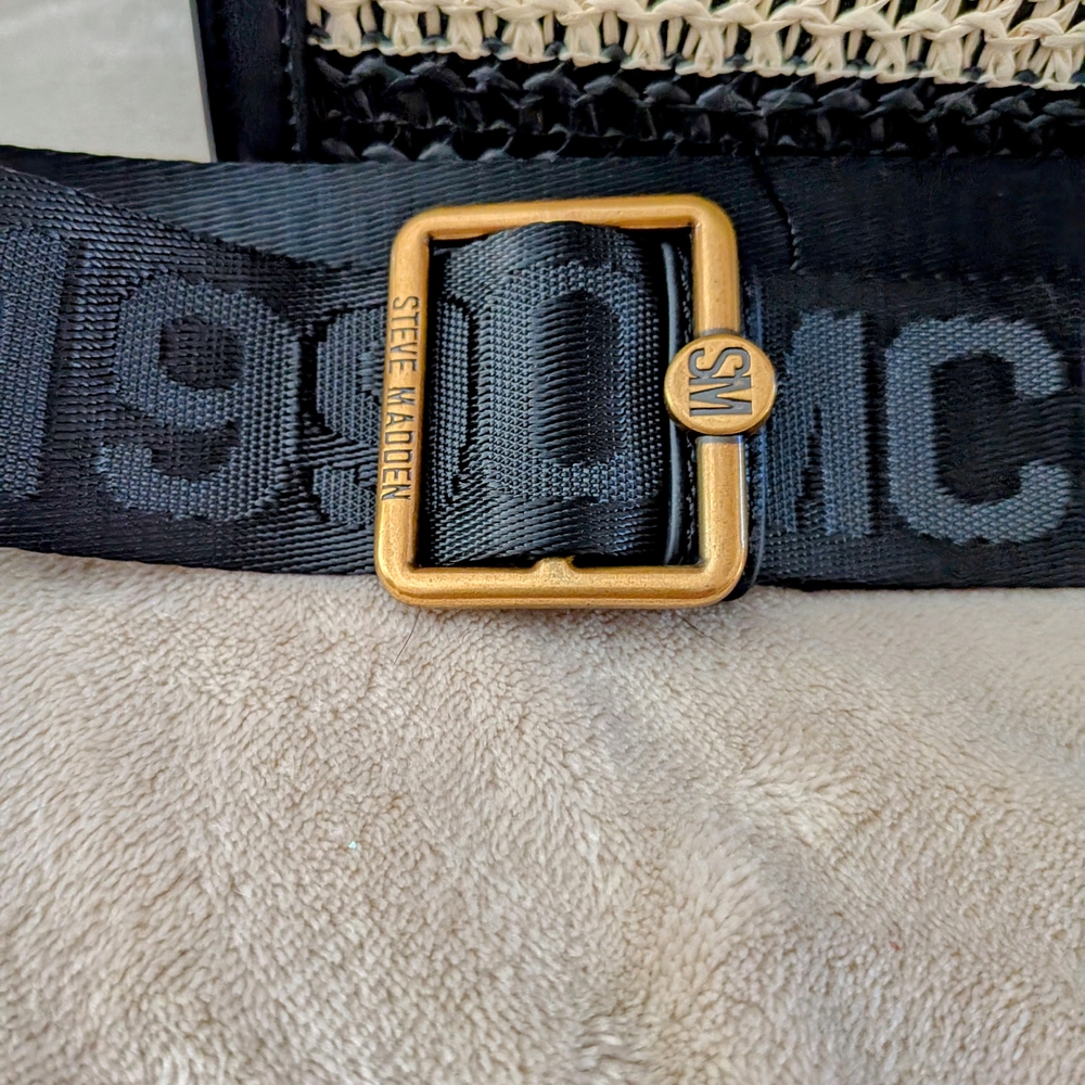 Steve Madden Black and Tan Striped Satchel - Picture 4 of 5
